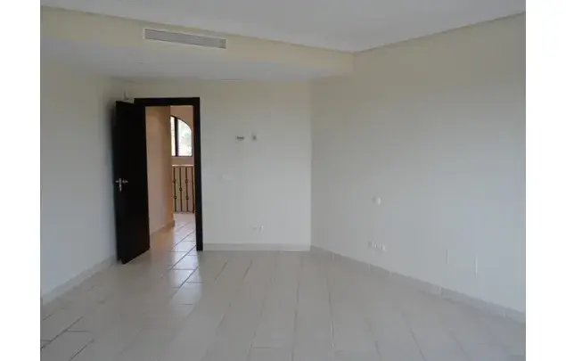 Villa de Lujo en Los Arqueros Golf Marbella 5 Dormitorios 470m2