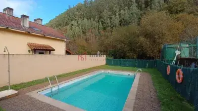 Chalet adosado en venta en Otañes