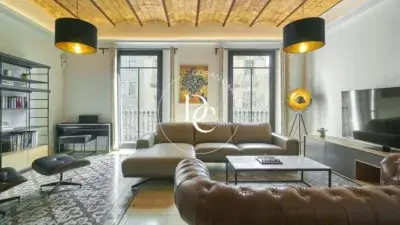 Apartamento en venta en Barcelona Capital: Exclusivo piso en finca regia junto a Passeig de Gràcia