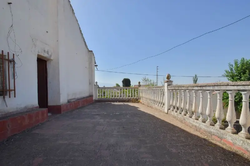 Venta Casa con Patio en Casanueva