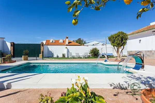 Casa Rural con Licencia Turística en Campanillas