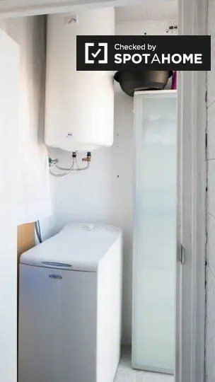Apartamento 4 dormitorios 1 ba

										

						

						

						

						

						

						

						

						

						

						

						

						

						

						

						

						

						

						

						

						

						

						

						

						

						

						

						

						

						

						

						

						

						

						

						

						

						

					
 Madrid Spotahome