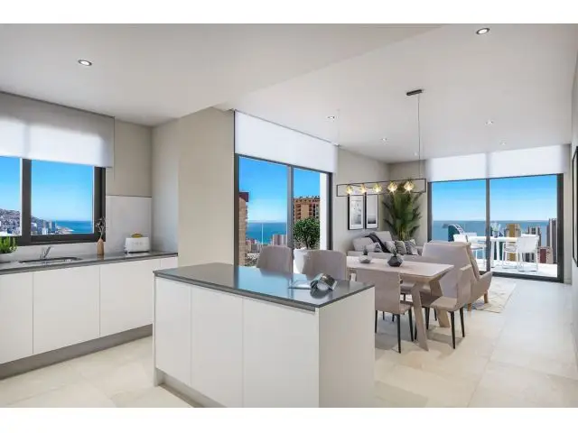 Apartamentos en Venta Benidorm: Vistas al Mar y Lujo