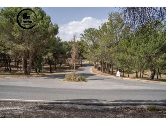 Chalet con Piscina en Cumbres Verdes La Zubia