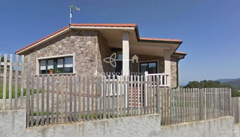 Chalet en Venta en Pantin A Coruna