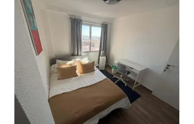 Alquiler Apartamento 5 Dormitorios 80m2 Málaga