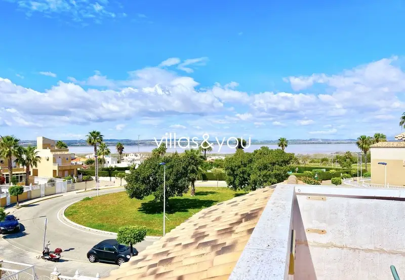 Apartamento con Vistas al Lago Alquiler Invierno Torrevieja