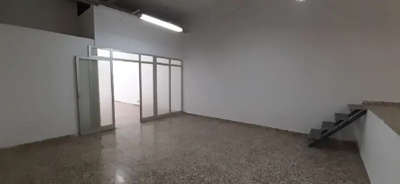 Venta Local Comercial Plaza Crevillente Elche 115m2