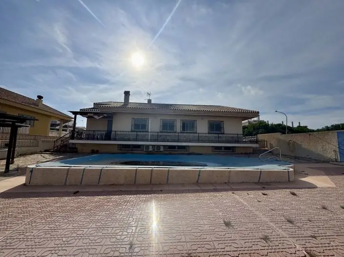Villa en Venta Mar de Cristal 5 Dormitorios Cerca de la Playa