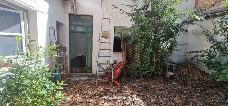 Casa en Venta para Reformar o Derribar en Maracena Granada