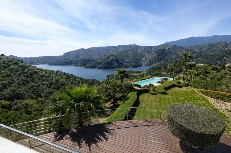 Chalet de Lujo en Istán Málaga Vistas al Mar