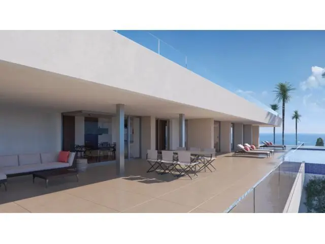 Villa de Lujo en Cumbres del Sol con Vistas al Mar