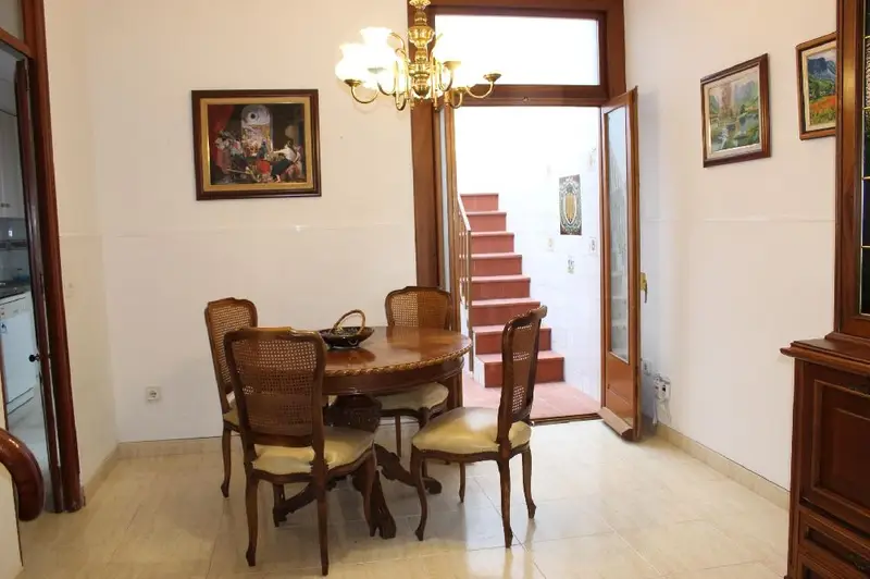 Casa en Venta Calella 4 Dormitorios 2 Baños