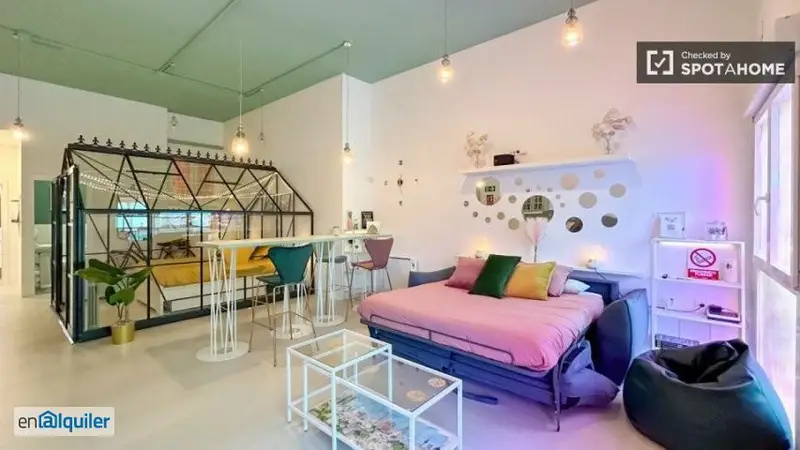 Estudio Amueblado en Latina con Electrodomesticos