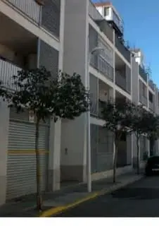Garaje en venta Montserrat 15m2 con ascensor y trastero