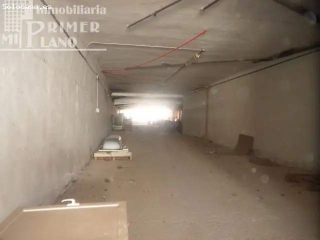 Local Comercial 715m2 Dos Calles Avda Don Antonio Huertas