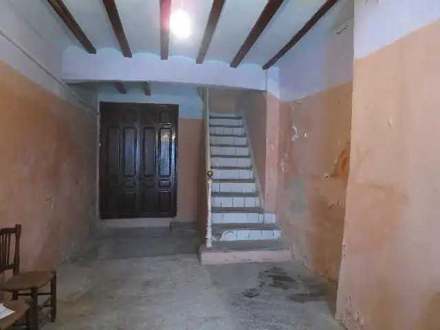 Venta Casa Amplia Tres Plantas Centro Sueras