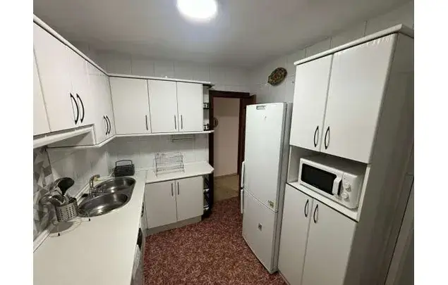Alquiler Habitaciones 155m² Granada Piso Compartido