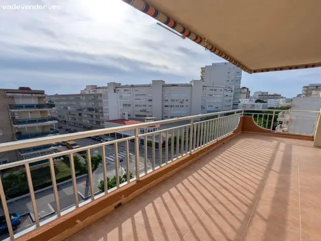 El apartamento donde el mar y la montaña se saludan cada mañana Puerto de Gandía