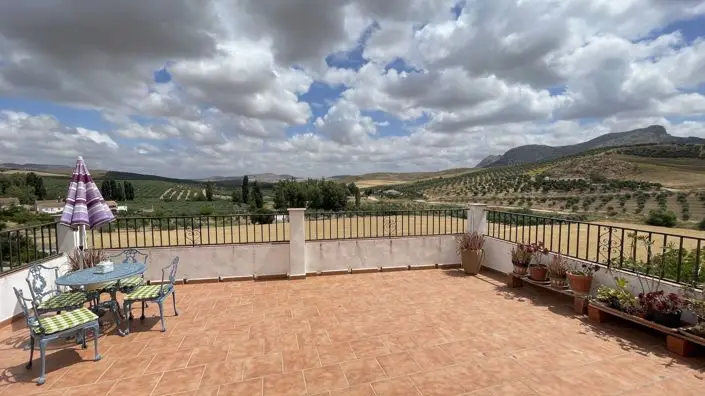 2 Bed Townhouse for sale
