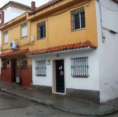 Casa Unifamiliar 90m2 3 Habitaciones 2 Baños Algeciras
