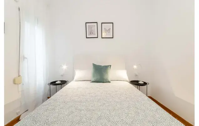Habitacion en alquiler en Barcelona - Estancia minima 3 meses