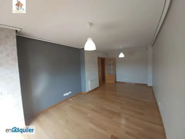 Alquiler piso Seseña ascensor piscina 2 habitaciones garaje