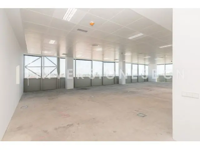 Oficina en Alquiler Barcelona 275m2  Reformada Cerca Sants