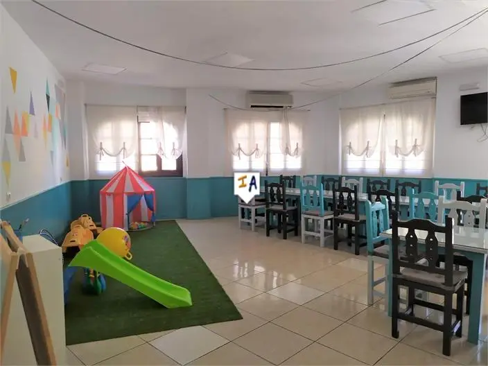 Restaurante Comercial en Loja Granada Venta