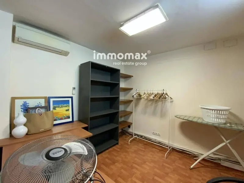 Local Comercial en Venta Castelldefels 404m² Oficinas