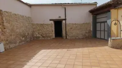 Casa en Monzón de Campos con 6 habitaciones y patio