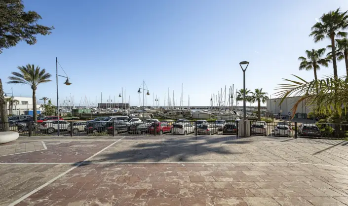 Villa en Marbella - Primera linea de playa