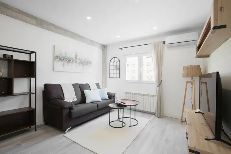 Piso 3 Habitaciones Alquiler