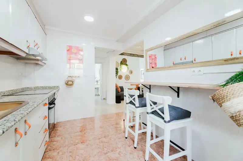 Apartamento en Valencia 4 dormitorios 2 baños Spotahome