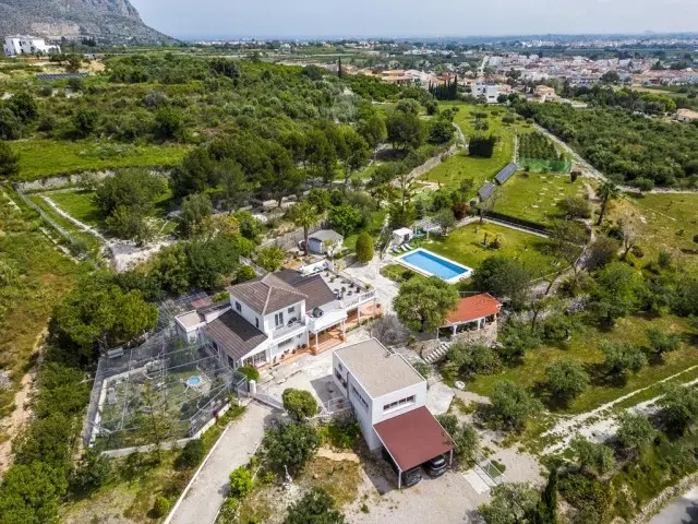 Casa rurales de 4 Dormitorios en venta Beniarbeig, España