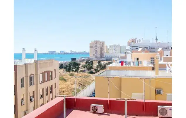 Estudio 90m² Amueblado Cádiz Lavavajillas Horno