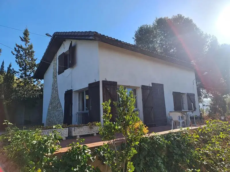 Villa de 3 Dormitorios en Sax Alicante