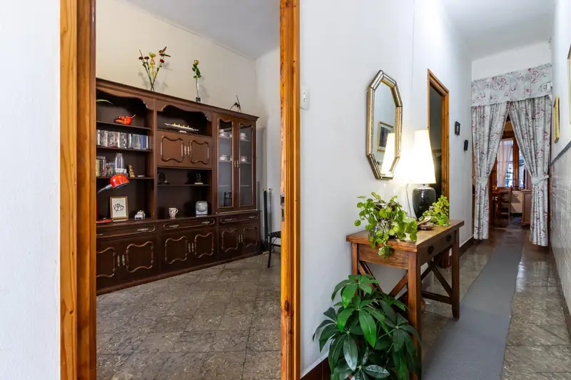 Venta Adosado con terraza en Centre, Sabadell - Ref: NF-8150