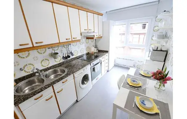 Alquiler Habitaciones Bilbao Piso Amueblado 4 Dormitorios