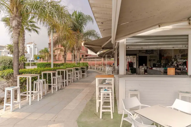 Restaurante en Venta Playa Granada Motril