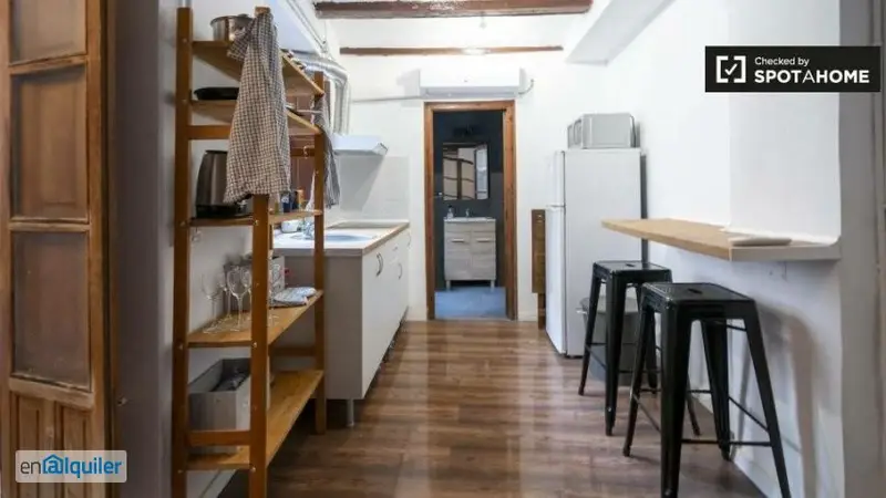 Estudio Amueblado en El Carmen Valencia Gastos Incluidos