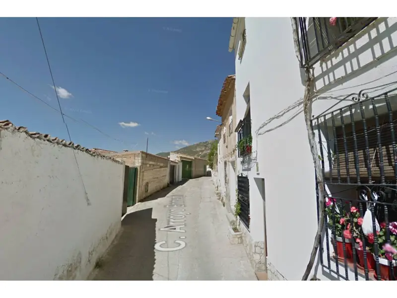 Casa en Yeste para reformar 93m2