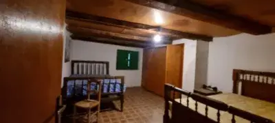 Casa en venta en Biniés