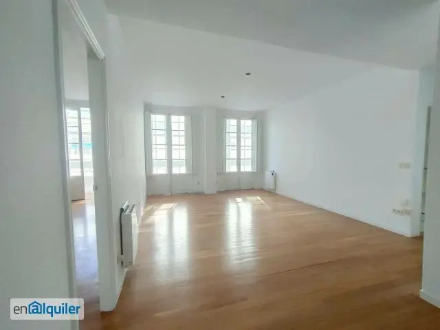 Piso con encanto en Juana de Vega A Coruna