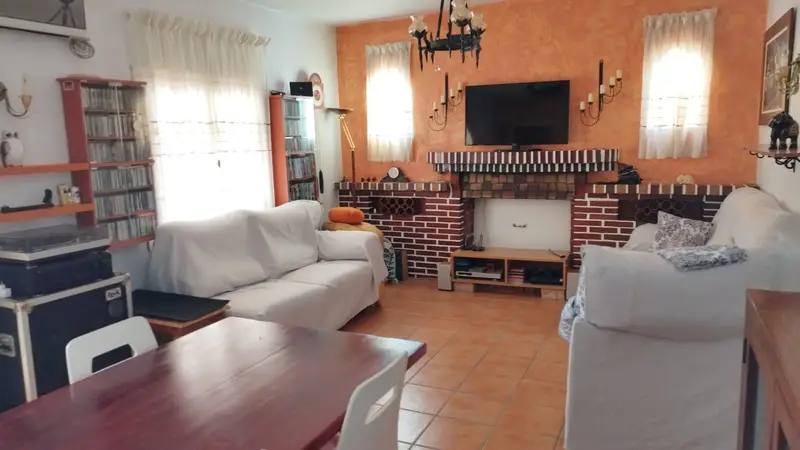 Venta Chalet con Piscina y Casa de Invitados en Busot