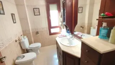 Piso en Venta Binéfar: Moderno, Amueblado y Luminoso