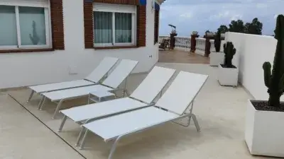 Casa adosada en alquiler en Calle del Rancho Río Verde, 3