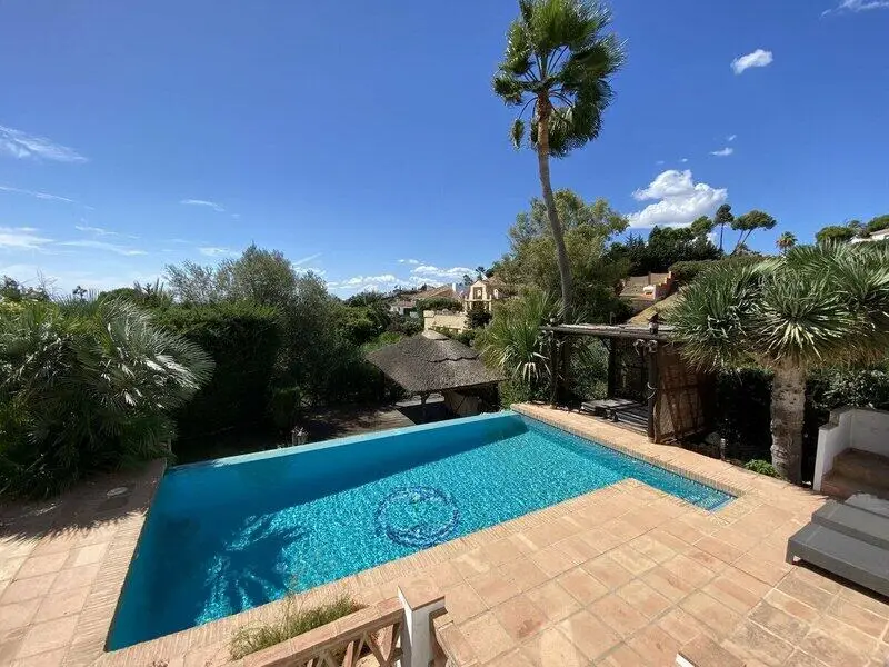 Villa de Lujo en Mirador del Paraiso Benahavis