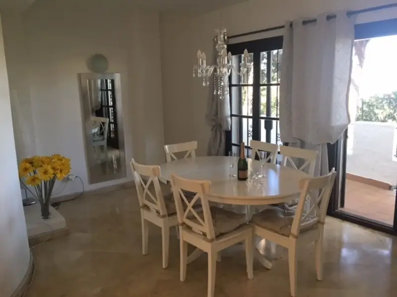 Atico en venta en Marbella 3 dormitorios 2 baños