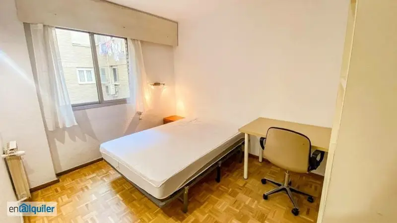 Piso en Alquiler Madrid 50m2 Amueblado 2 Dormitorios Ascensor